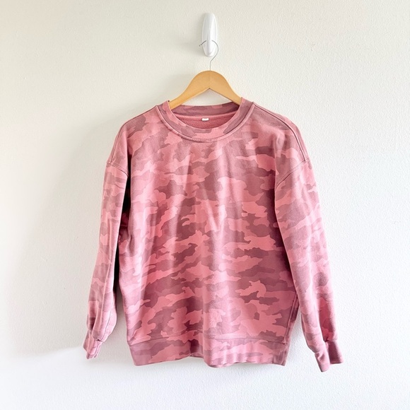 Lululemon Athletica Perfectly Oversized Crew Pink Camo Sweatshirt size 6 - Picture 4 of 11